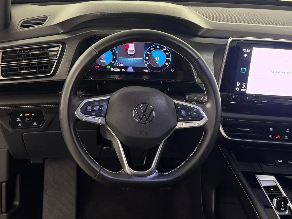 Used 2026 Black Volkswagen SE w/Technology image 11