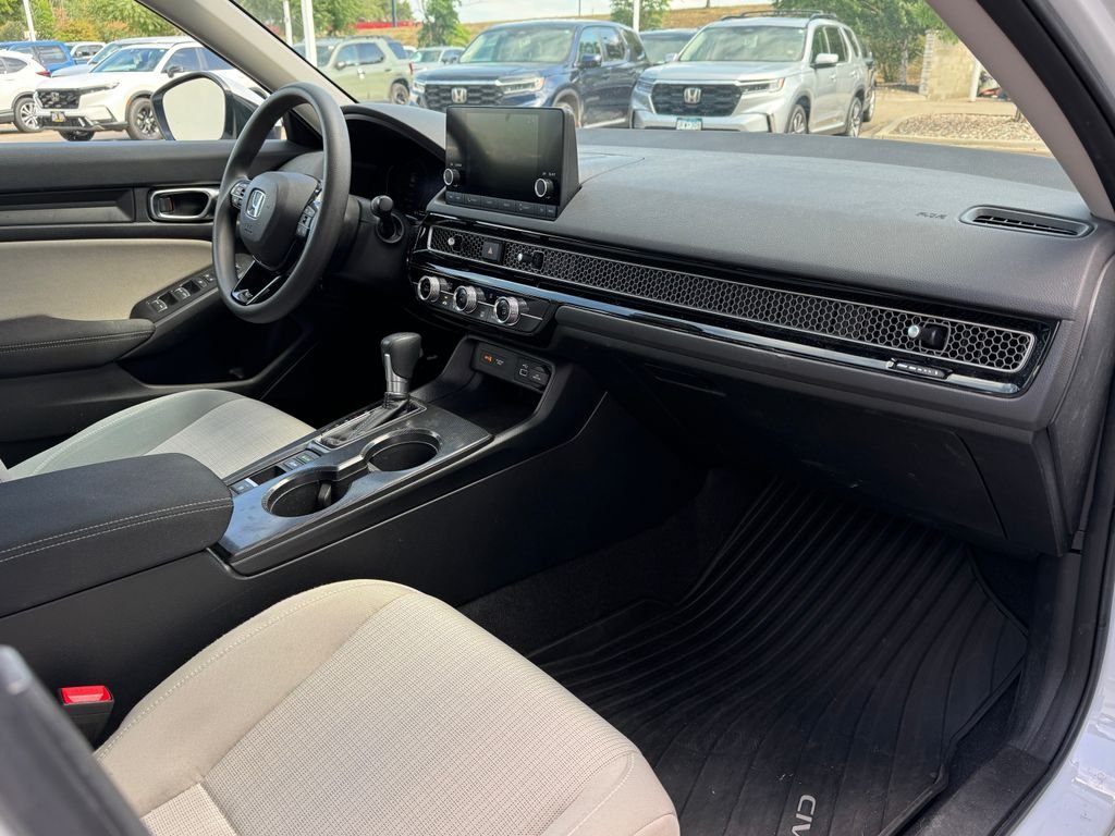 2024 Honda Civic LX - Photo 18