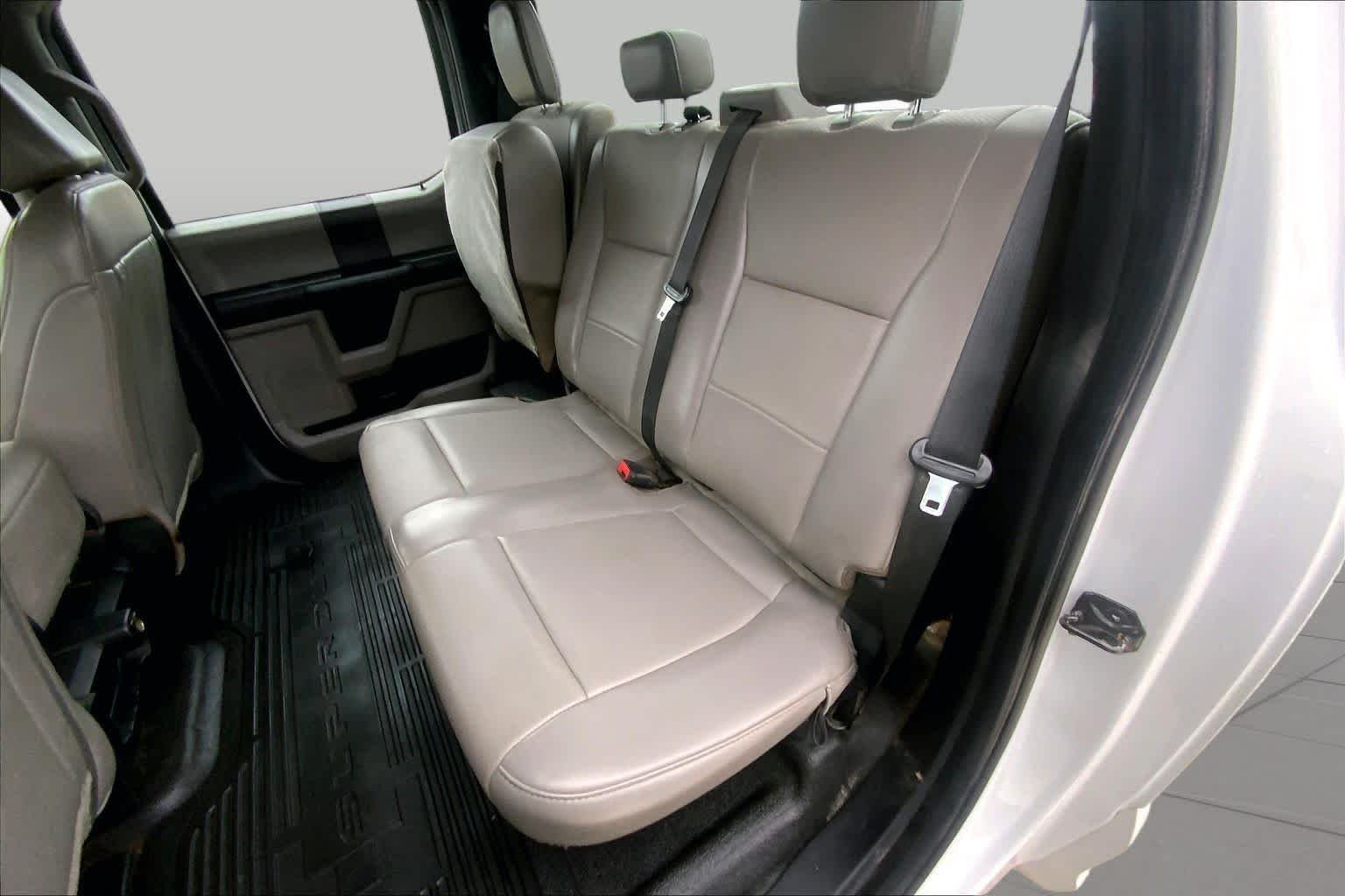 Used 2021 Oxford White Ford XL image 20