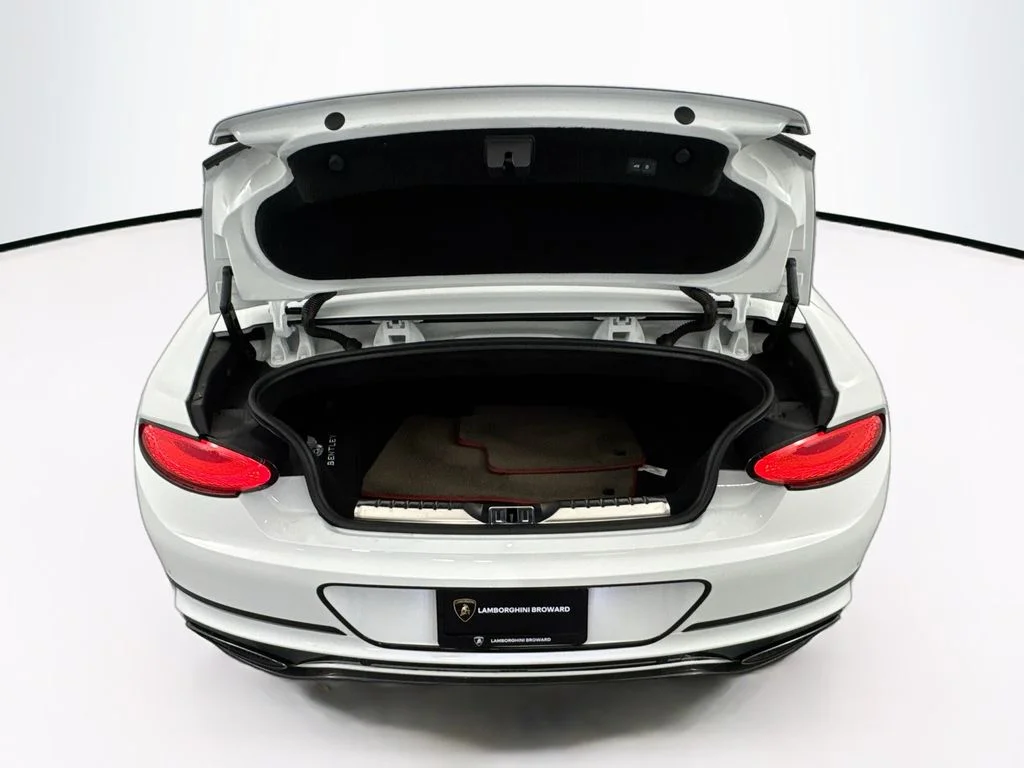 Used 2022  Bentley Speed image 28