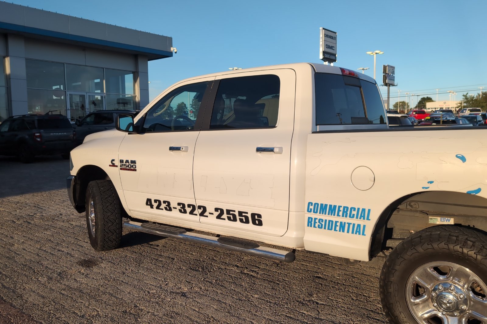 Used 2018 White Ram SLT image 9