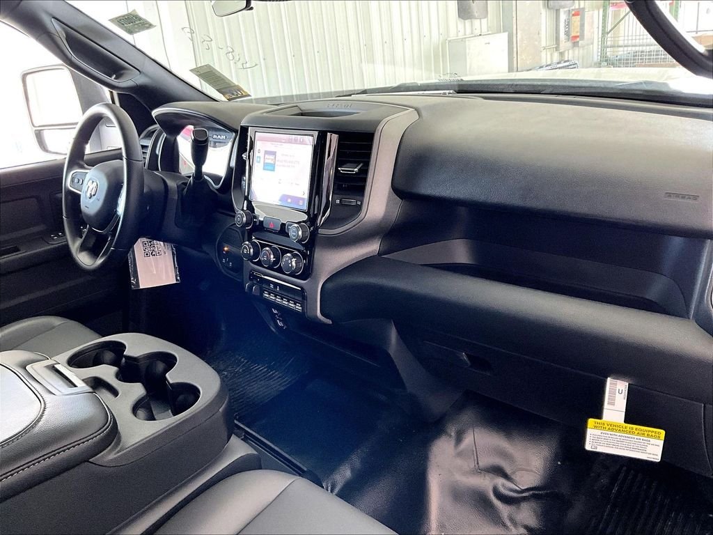 New 2026 Bright White Clearcoat RAM Tradesman image 9