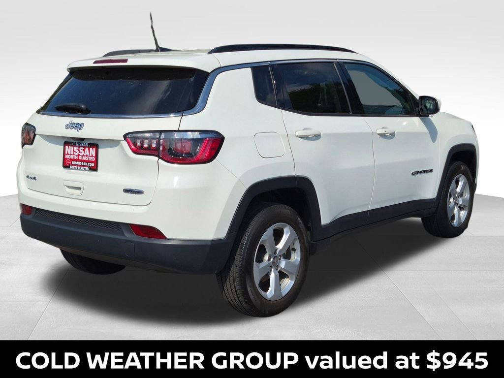 Used 2019 White Clearcoat Jeep Latitude image 8