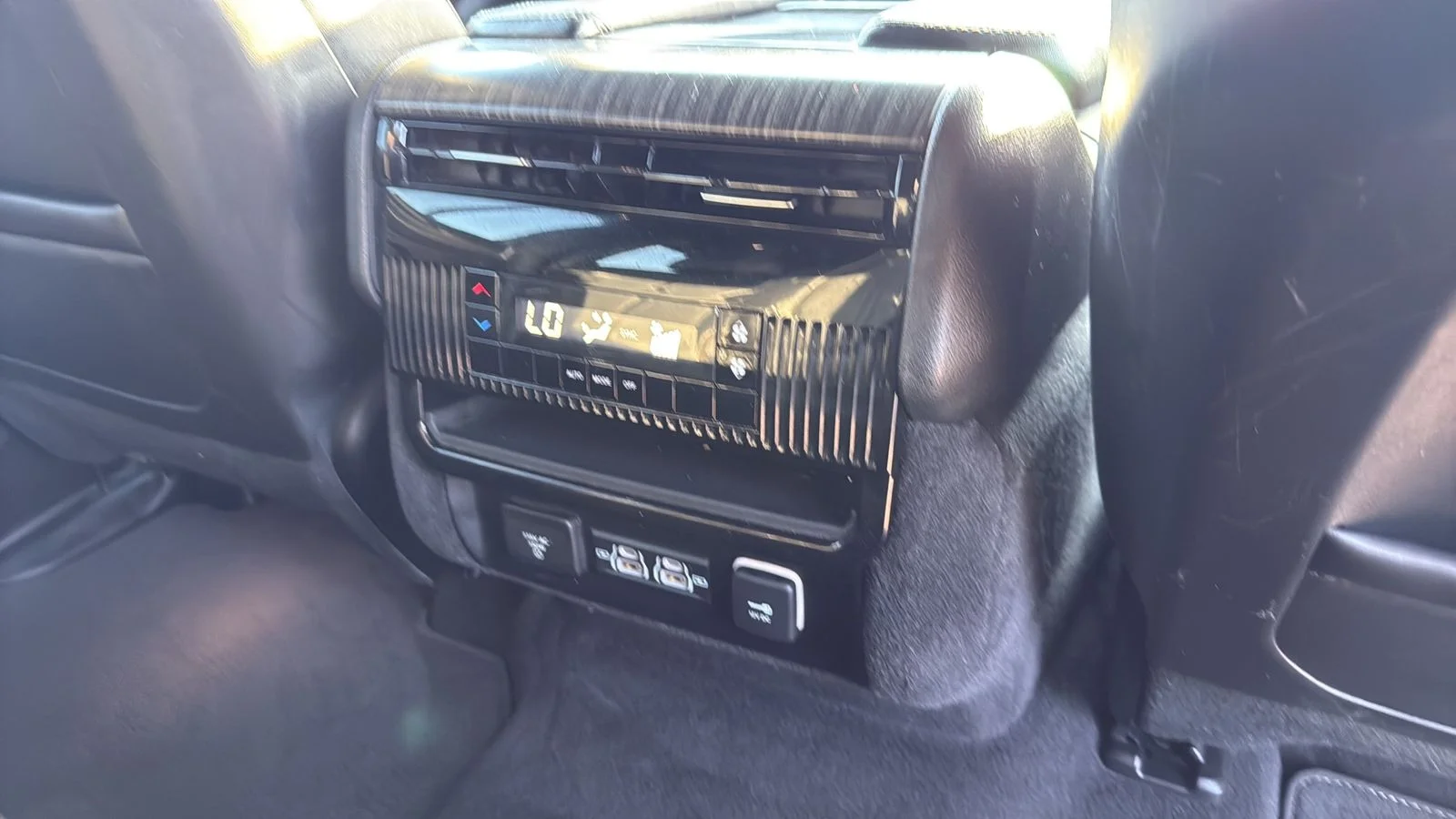 Used 2024  Jeep Series II image 27
