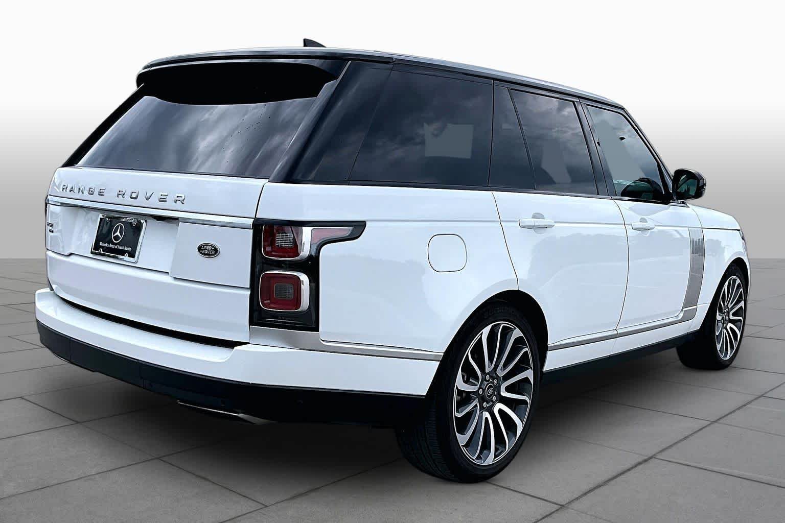 Used 2022 Fuji White Land Rover Westminster image 13