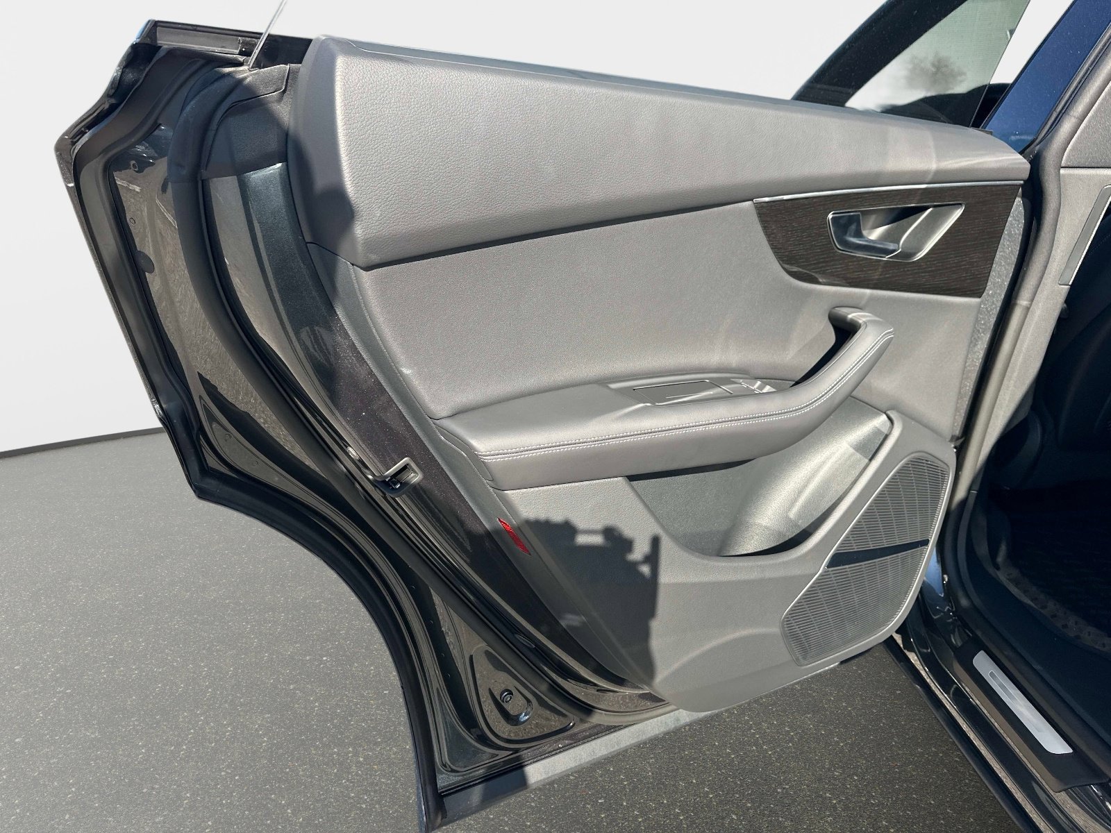 2026 Audi Q8 Premium Plus - Photo 9