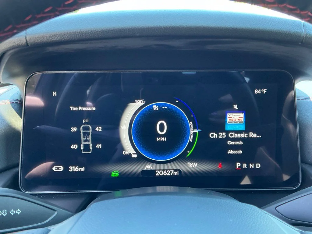 Used 2024  Acura Base image 34