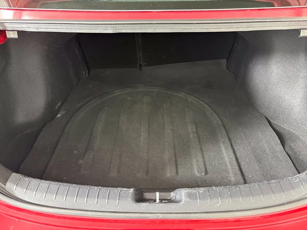 Used 2023 Red Kia GT image 36
