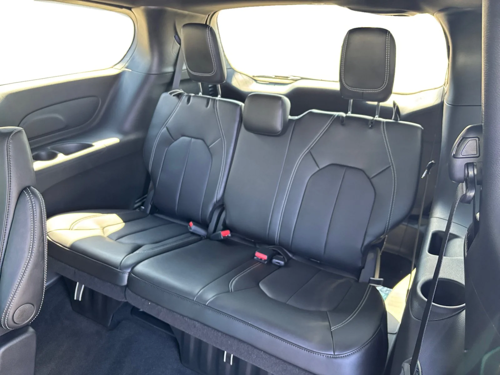 New 2027 Bright White Chrysler SXT image 16