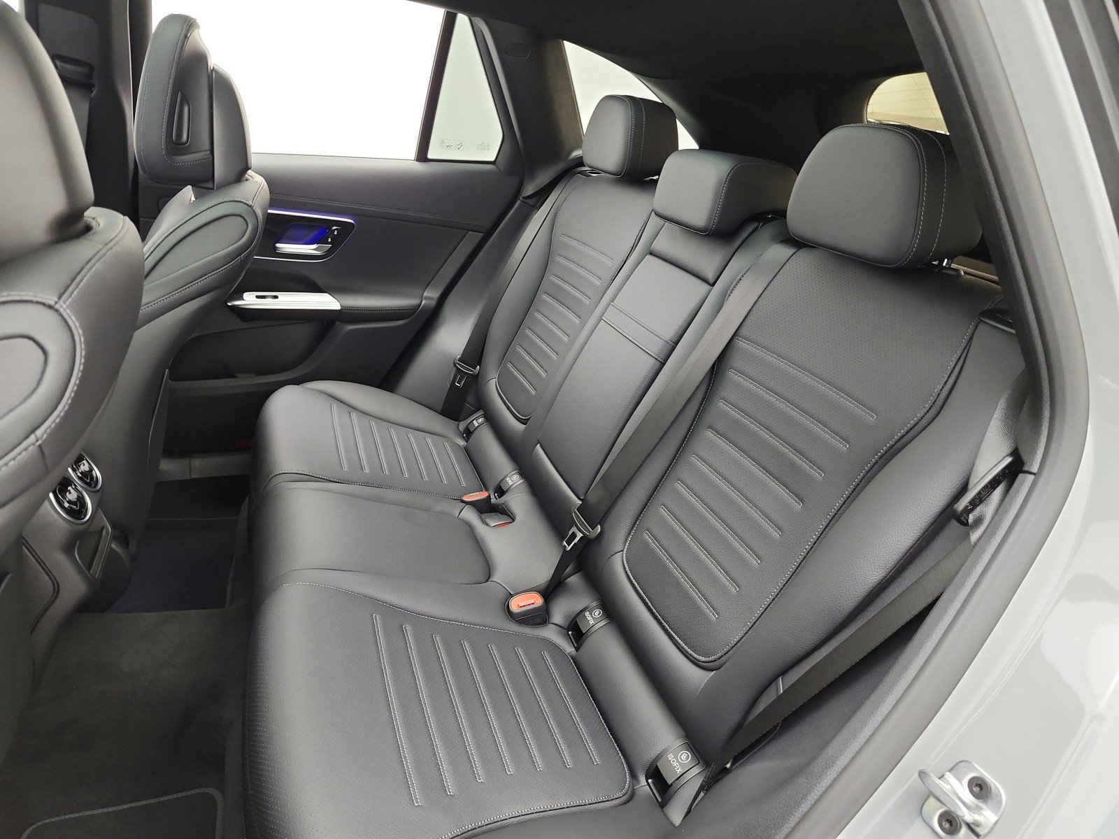 New 2026 MANUFAKTUR Alpine Grey Mercedes-Benz GLC 300 SUV image 19