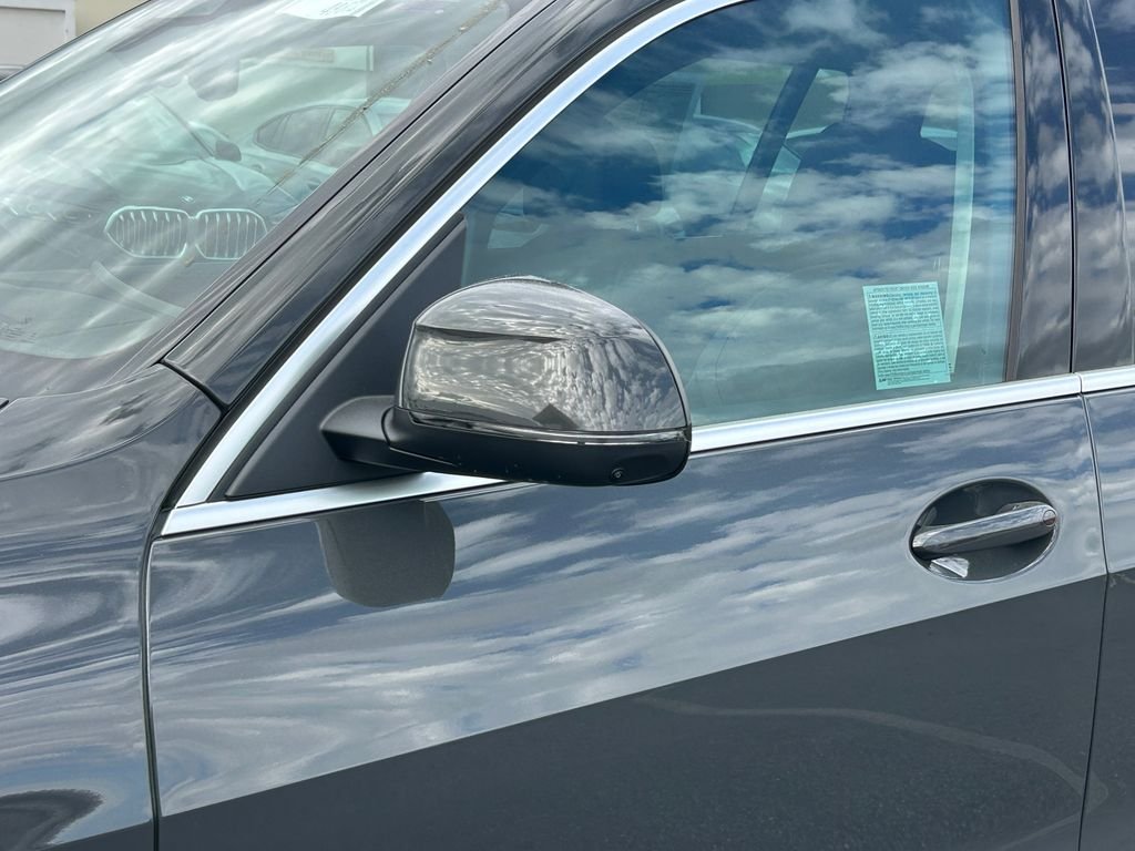 2026 BMW X7 40i - Photo 10