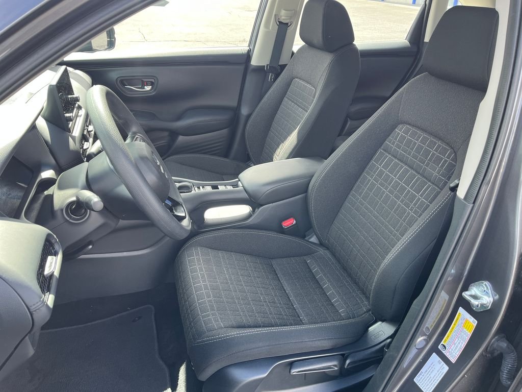 2025 Honda HR-V LX - Photo 10