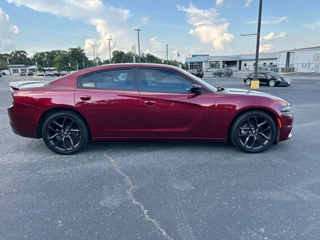 Used 2021 Red Dodge SXT image 5