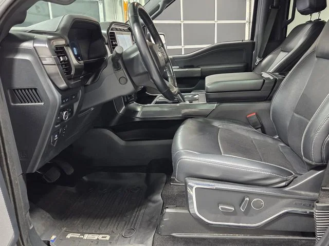 Used 2022 Silver Ford Lariat image 5