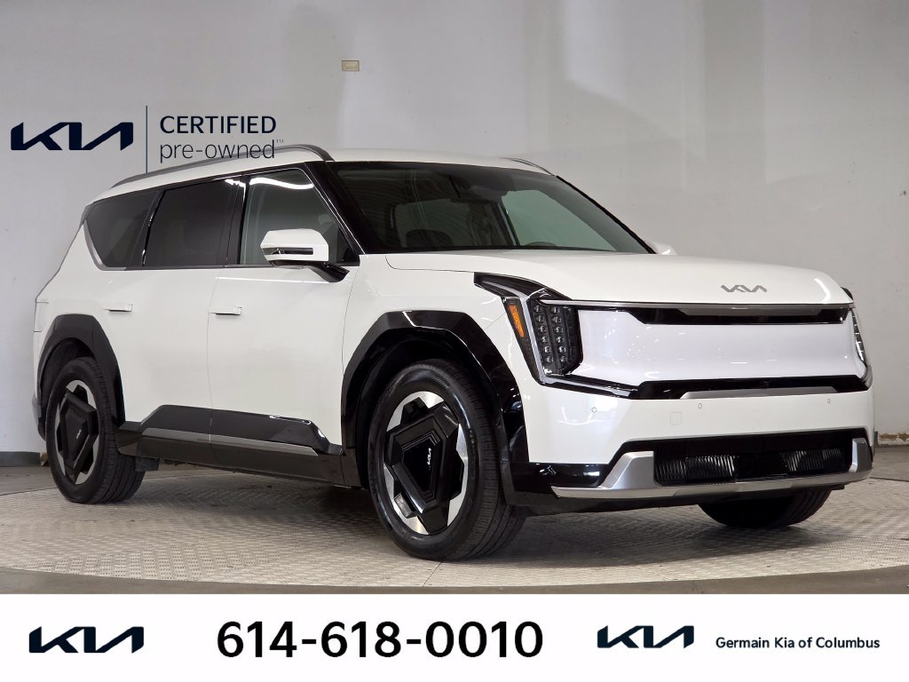 Used 2024 White Kia Land image 6