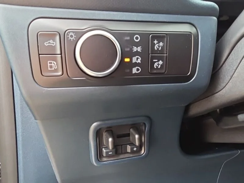 New 2026 Carbonized Gray Metallic Ford XL image 26