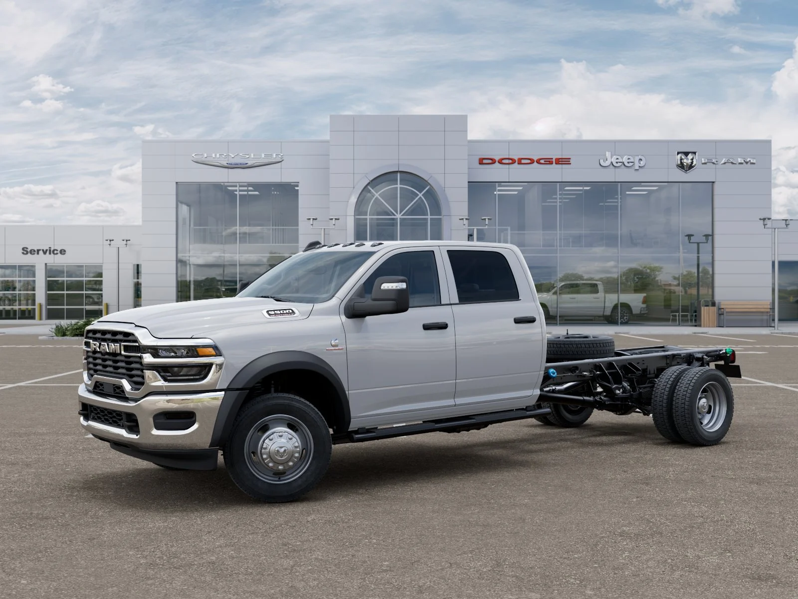 New 2026 Bright White Clearcoat RAM Tradesman image 32