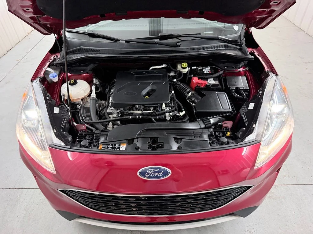 Used 2020 Red Ford SE image 45