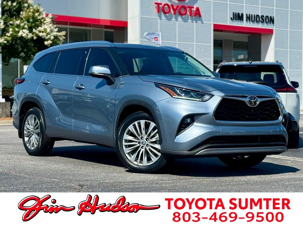 Used 2024  Toyota Platinum image 1