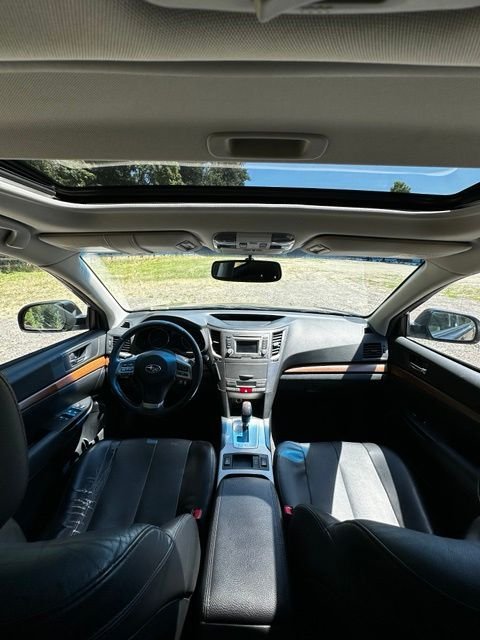 2014 Subaru Outback 2.5i Limited - Photo 26
