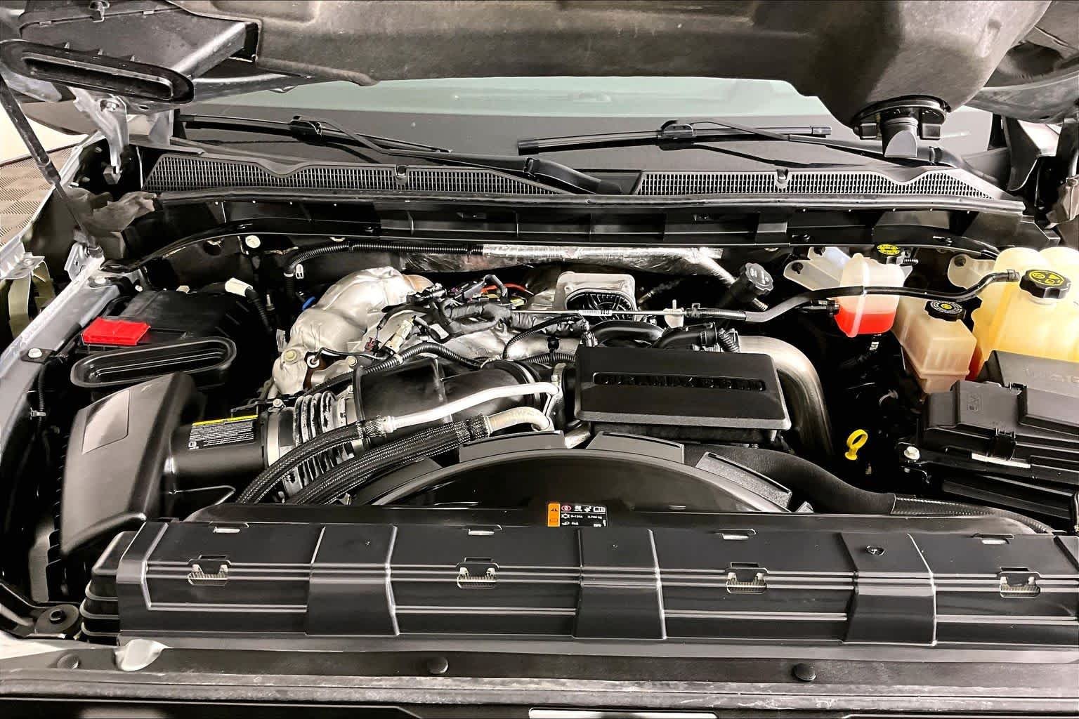Used 2024 Sterling Metallic GMC Denali Ultimate image 31
