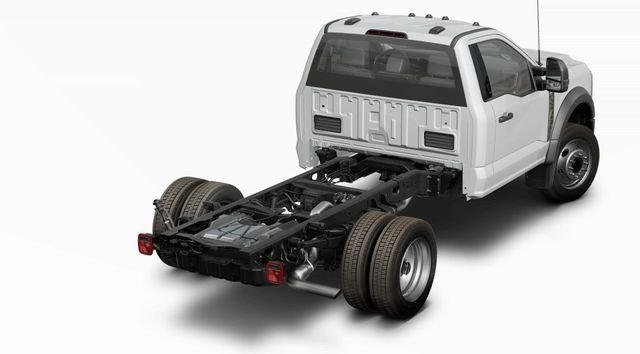 New 2025 Oxford White Ford F-550® XL image 3