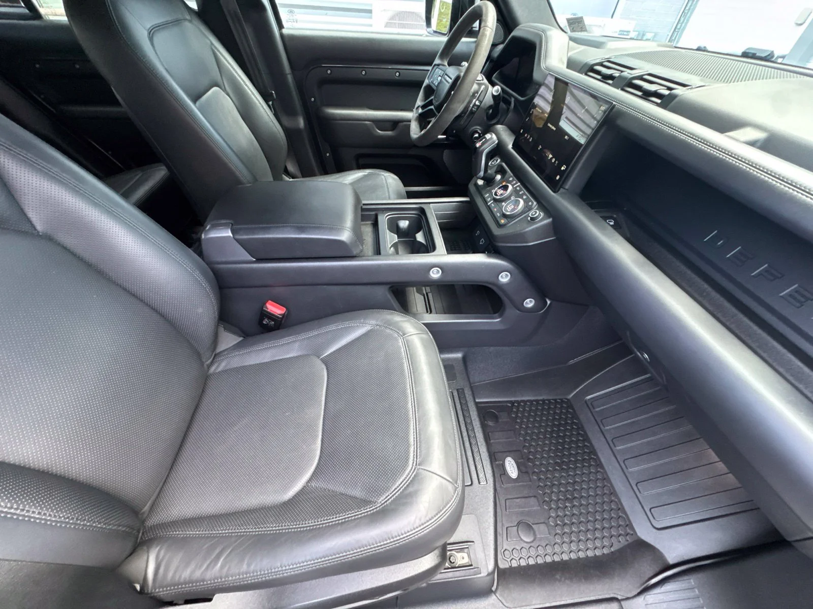 Used 2023 Carpathian Grey Land Rover Carpathian Edition image 35
