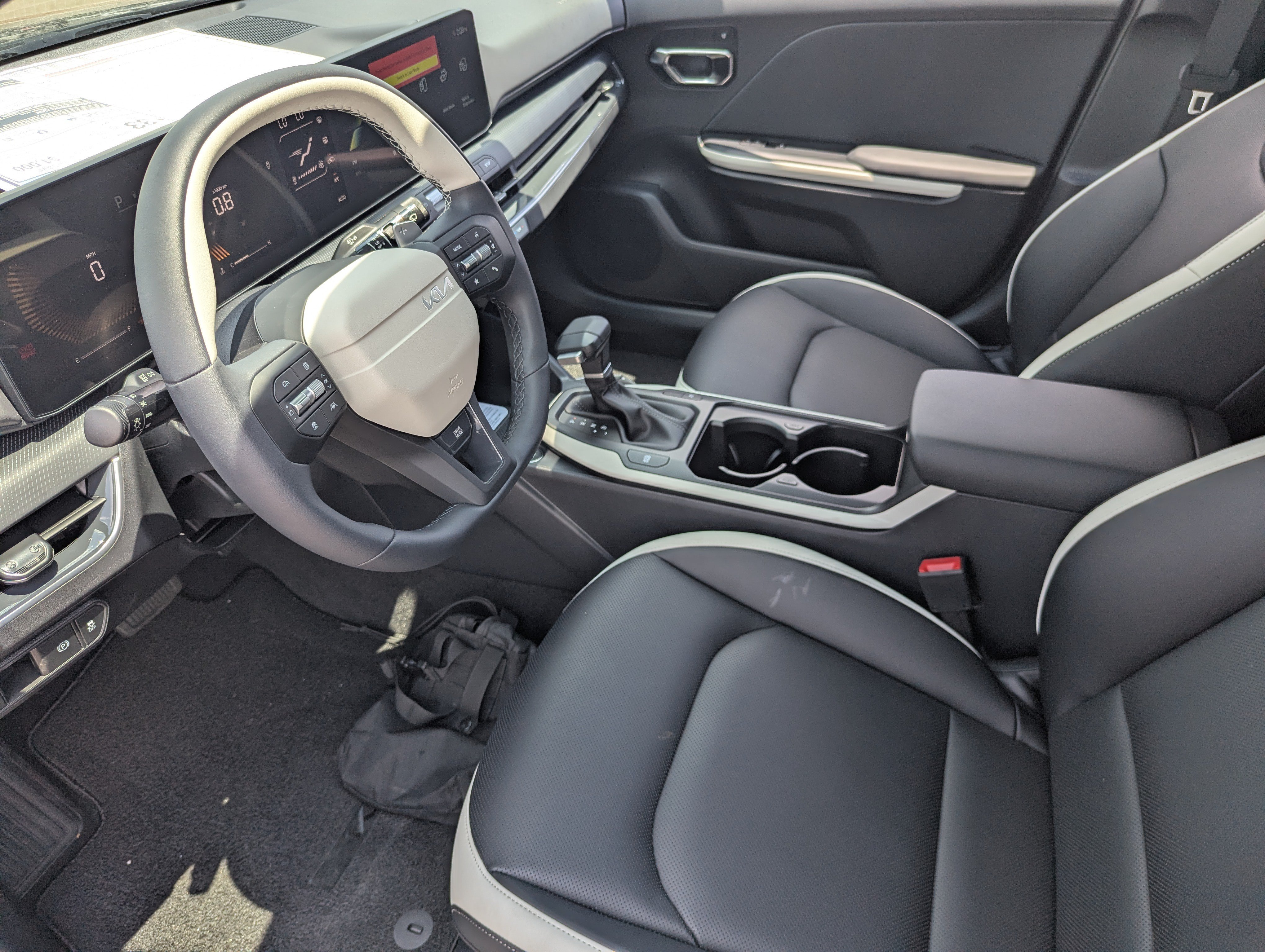 New 2026 Interstellar Gray Kia GT-Line image 18