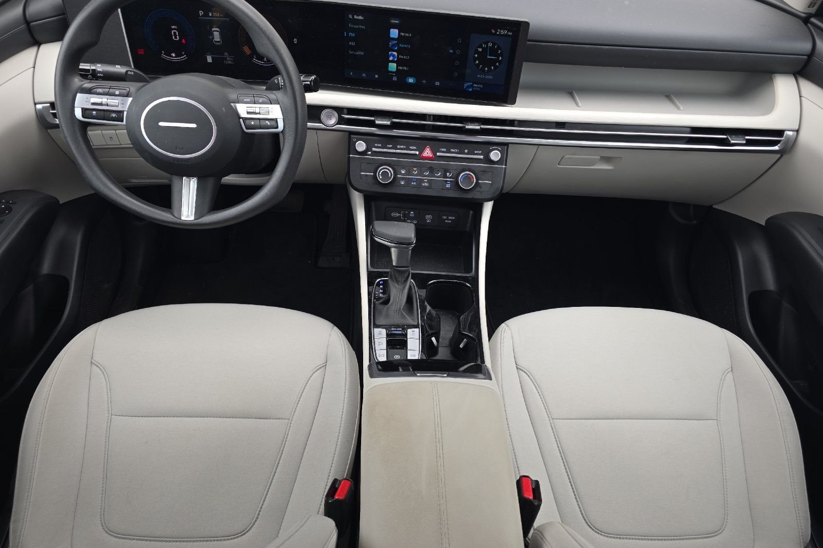 2026 Hyundai Tucson SE - Photo 13