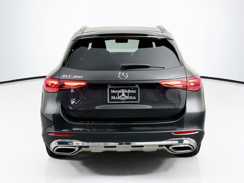 Used 2026 Gray Mercedes-Benz GLC 300 image 5