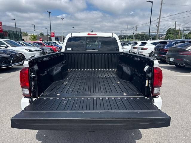 Used 2022 White Toyota SR image 9
