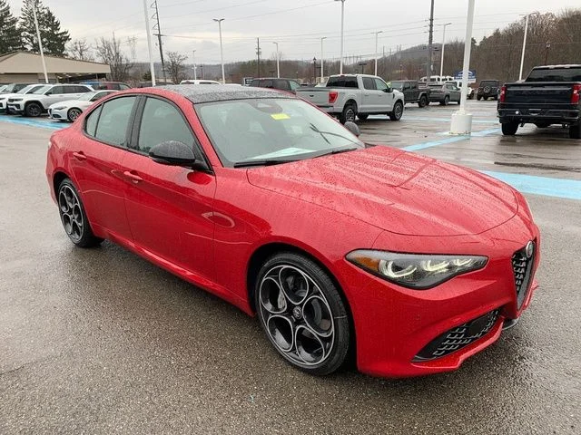 New 2026 Alfa Rosso Alfa Romeo Sprint AWD image 8