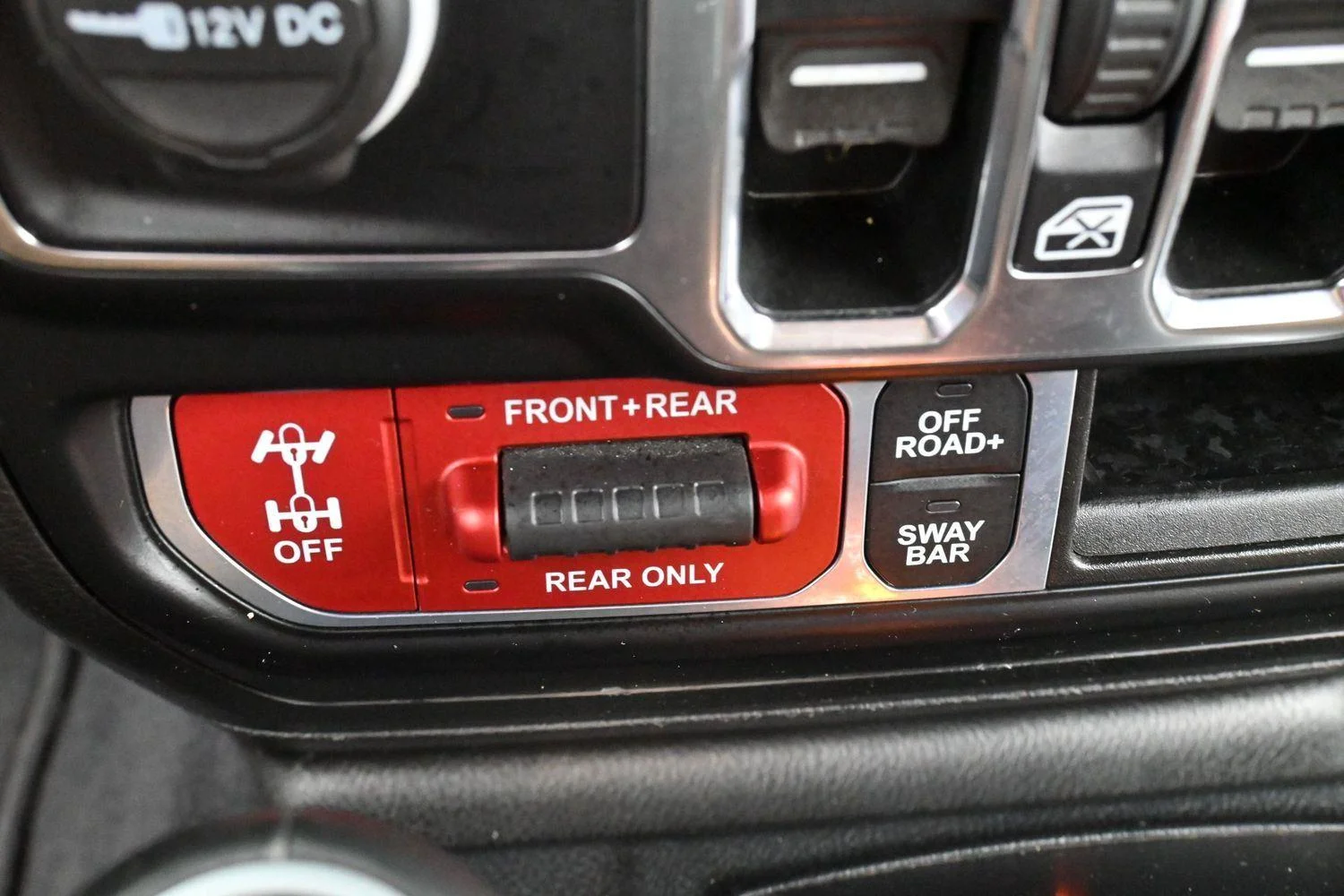 Used 2022 Granite Crystal Metallic Clearcoat Jeep Unlimited Rubicon image 24