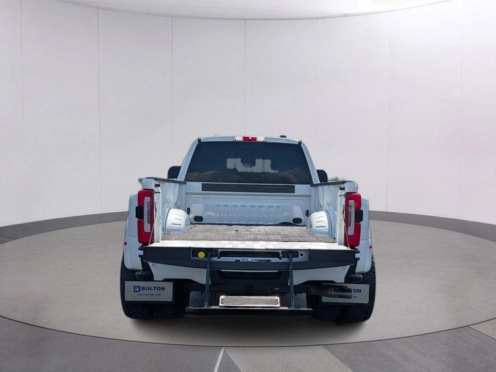 Used 2025 Star White Metallic Tri-Coat Ford Platinum image 5