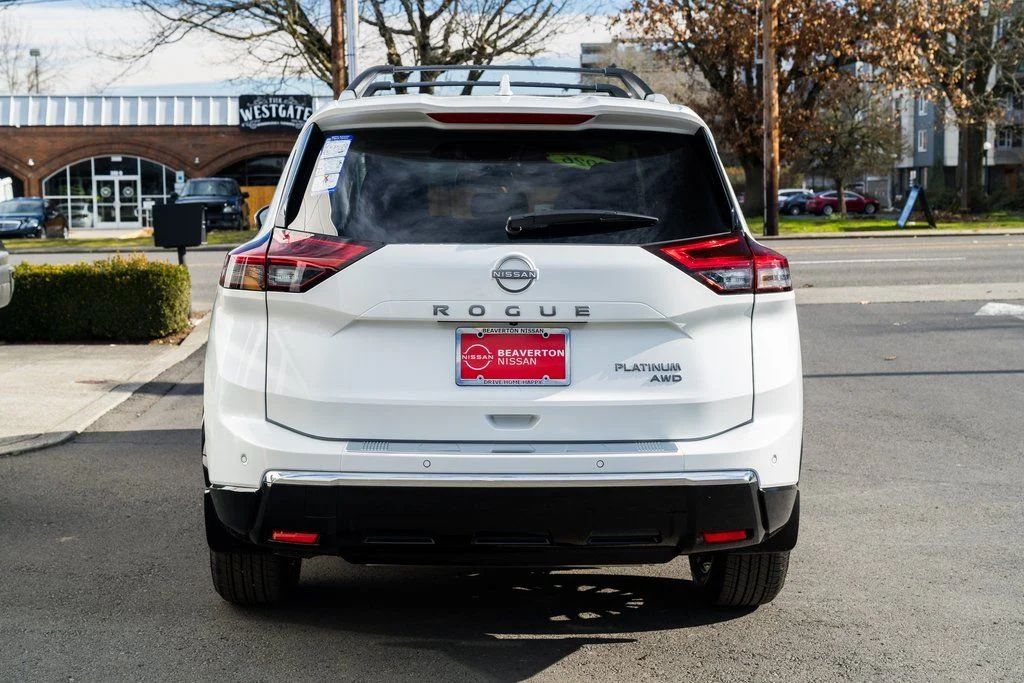 New 2026 Everest White Pearl TriCoat Nissan Platinum image 5