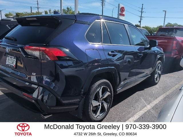 Used 2024  Toyota SE image 2