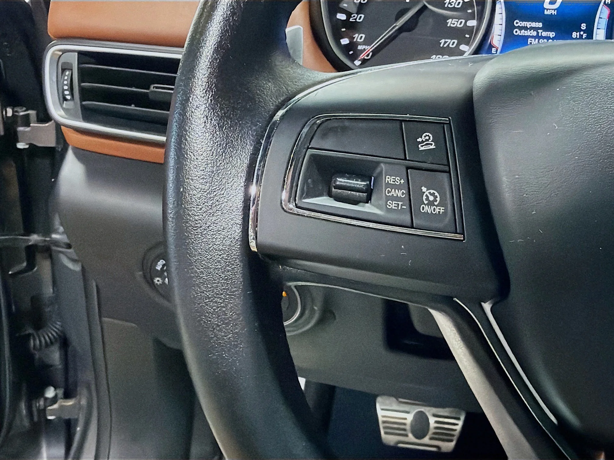 Used 2018 Gray Maserati GranLusso image 36