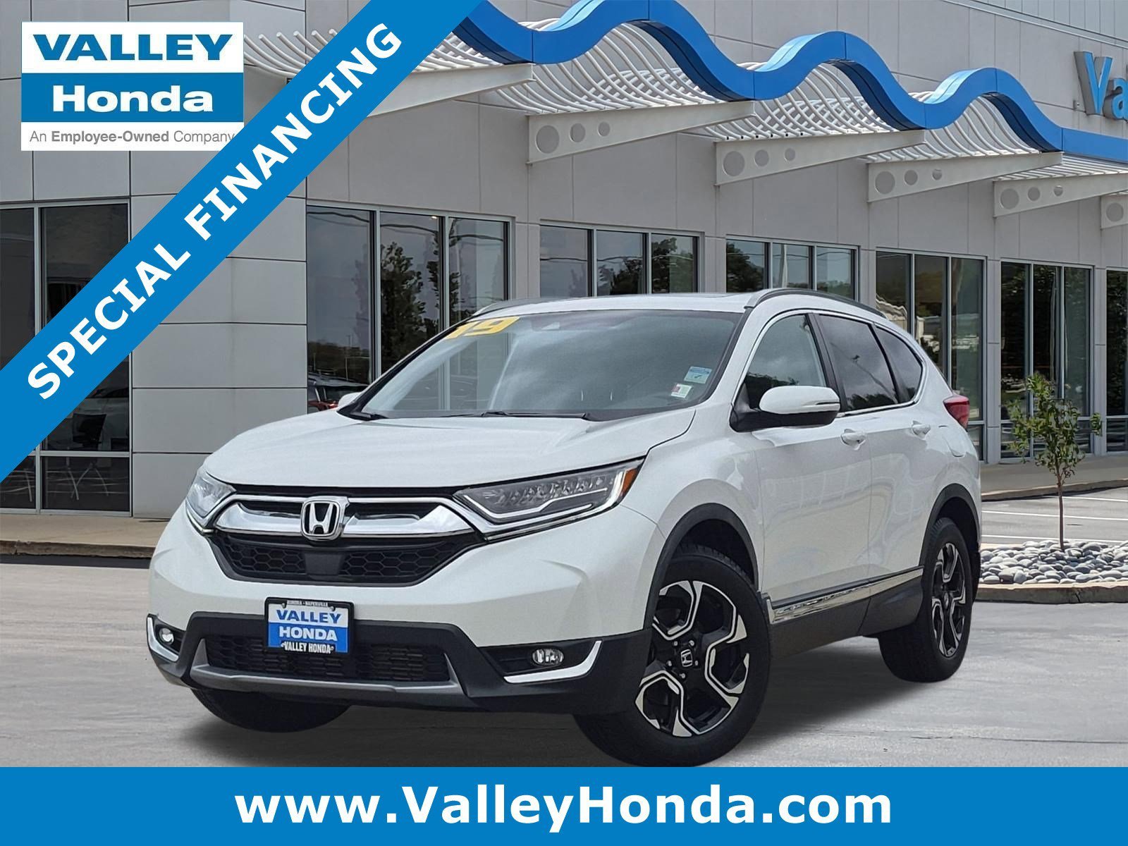 Certified Used 2019 Platinum White Pearl Honda Touring AWD image 1
