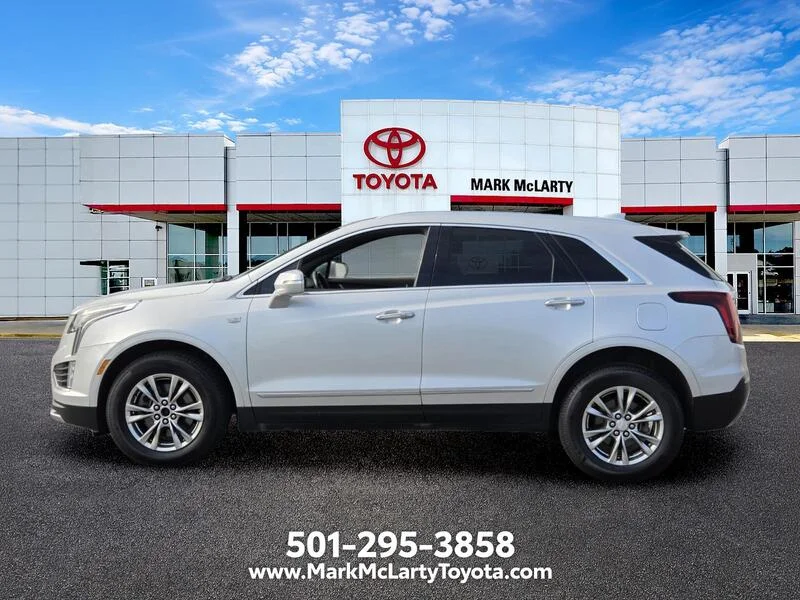 Used 2020 Radiant Silver Metallic CADILLAC FWD 4DR PREMIUM LUXURY image 2