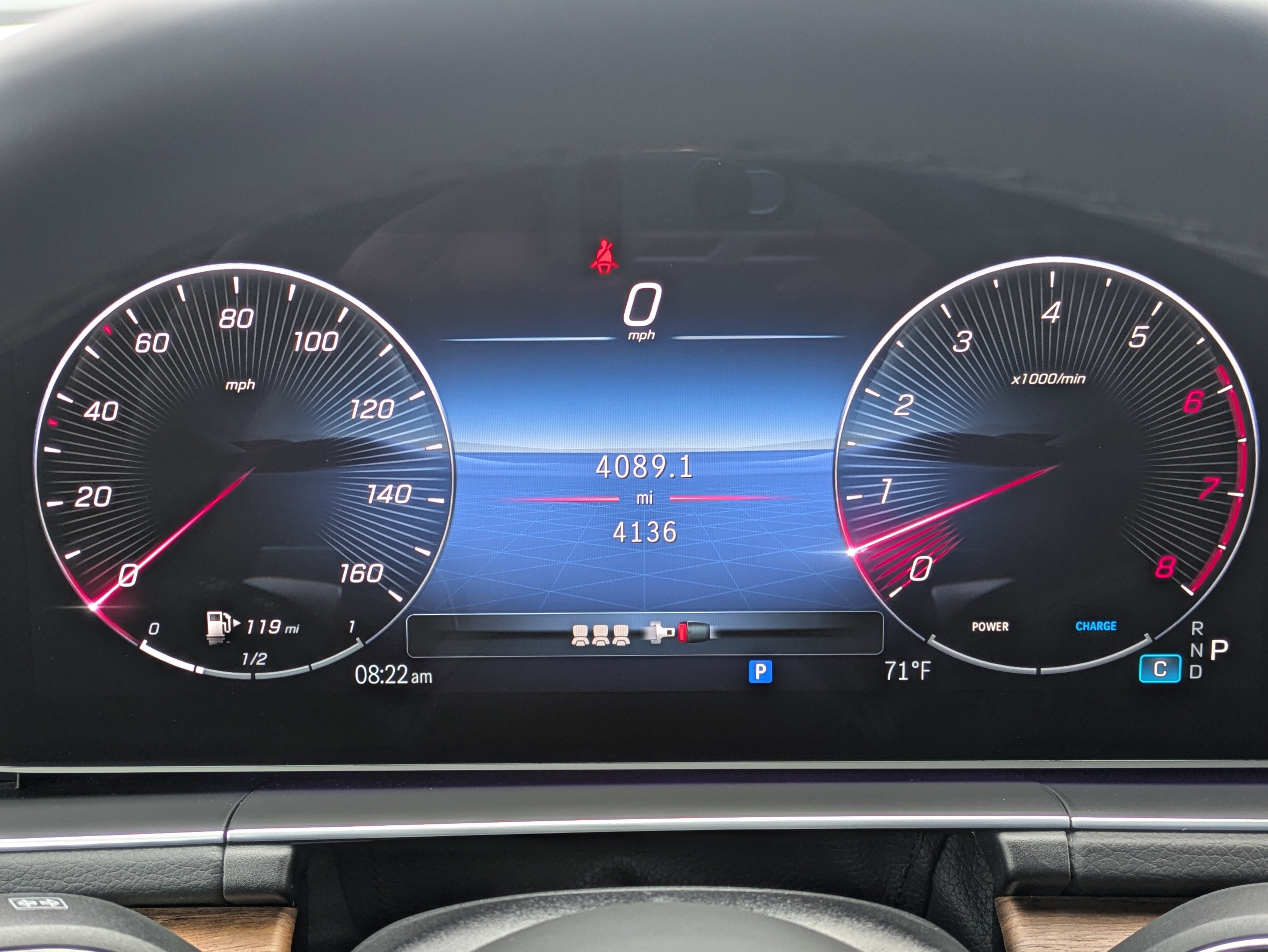 Used 2025 Silver Metallic Mercedes-Benz GLE 450 image 29