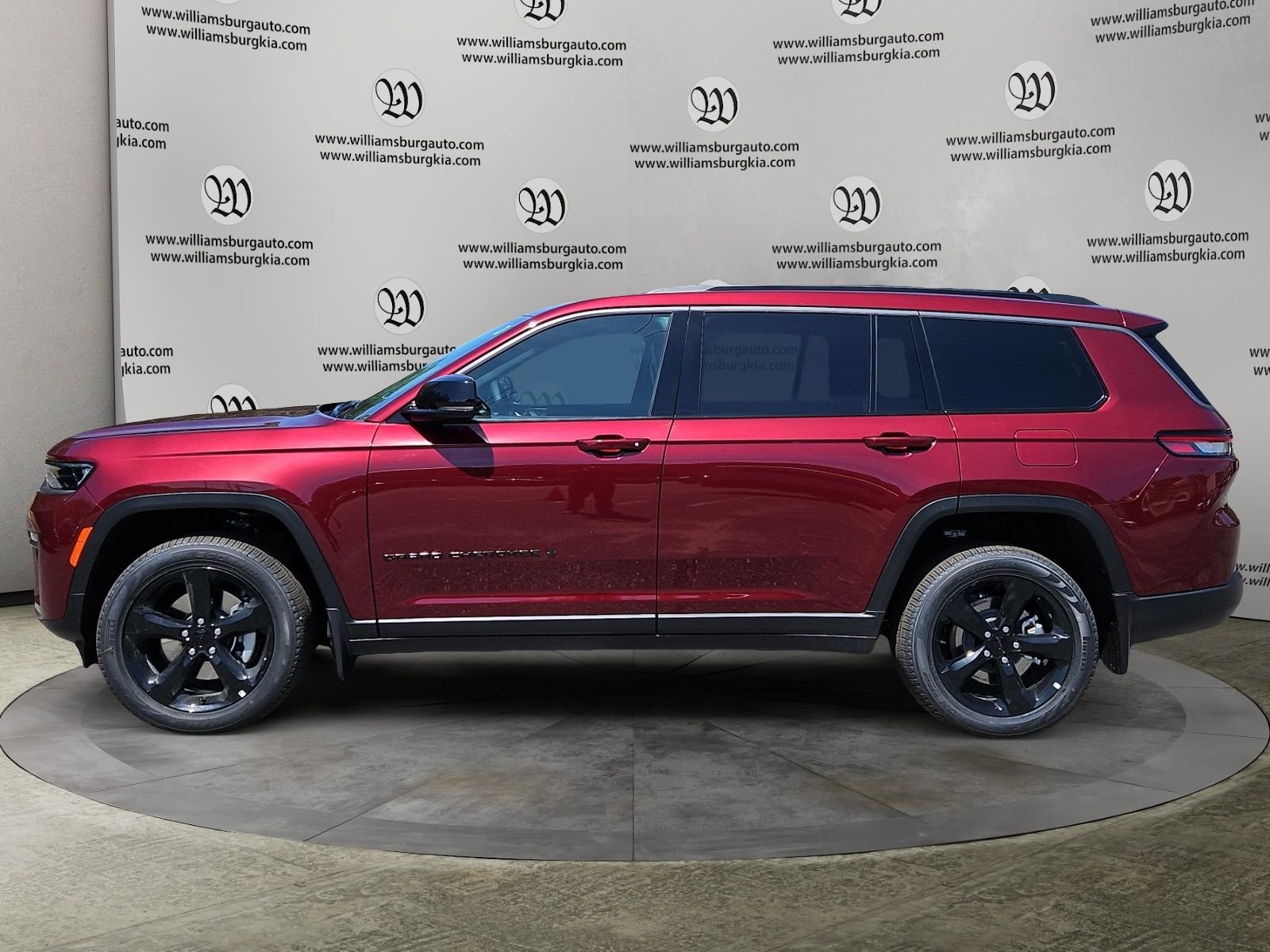 New 2026 Velvet Red Pearl-Coat Exterior Paint Jeep Limited image 2