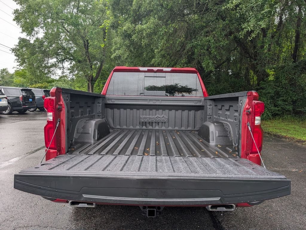 Used 2023 Red Chevrolet High Country image 34