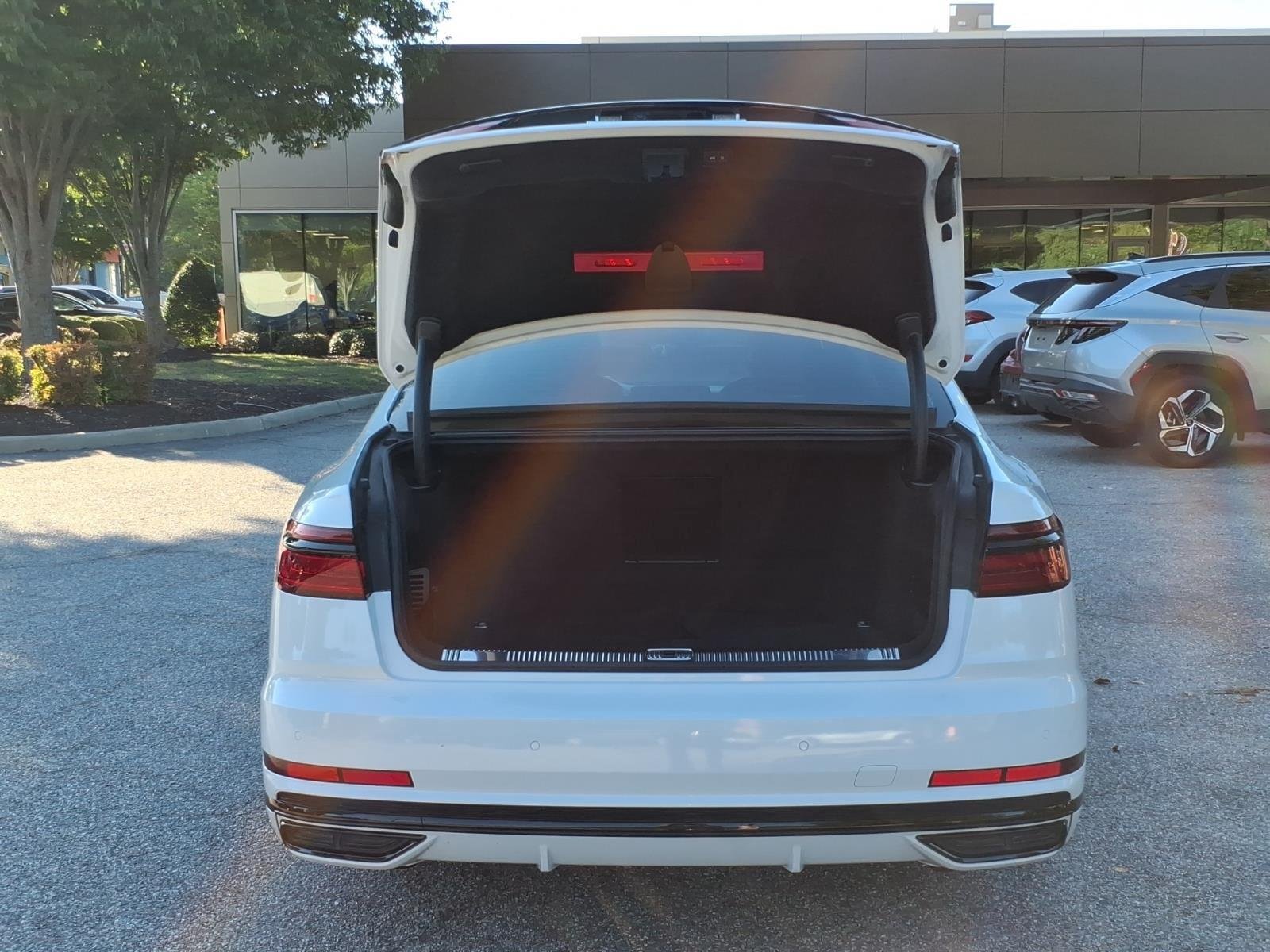 Used 2021 Glacier White Metallic Audi  image 32