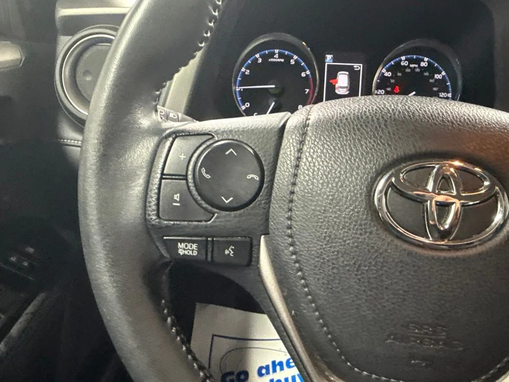 Used 2016 Black Toyota Limited image 18