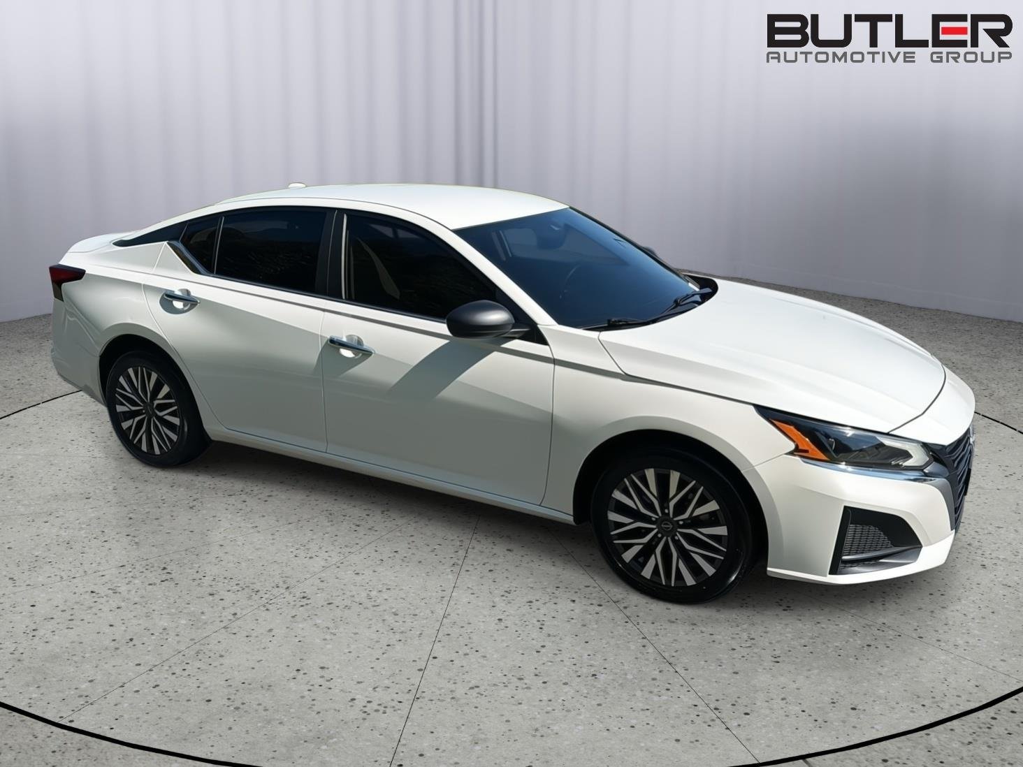 Used 2024 Pearl White Tricoat Nissan 2.5 SV image 7