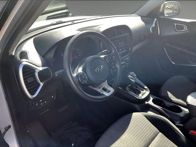 Used 2020 Silver Kia S image 14