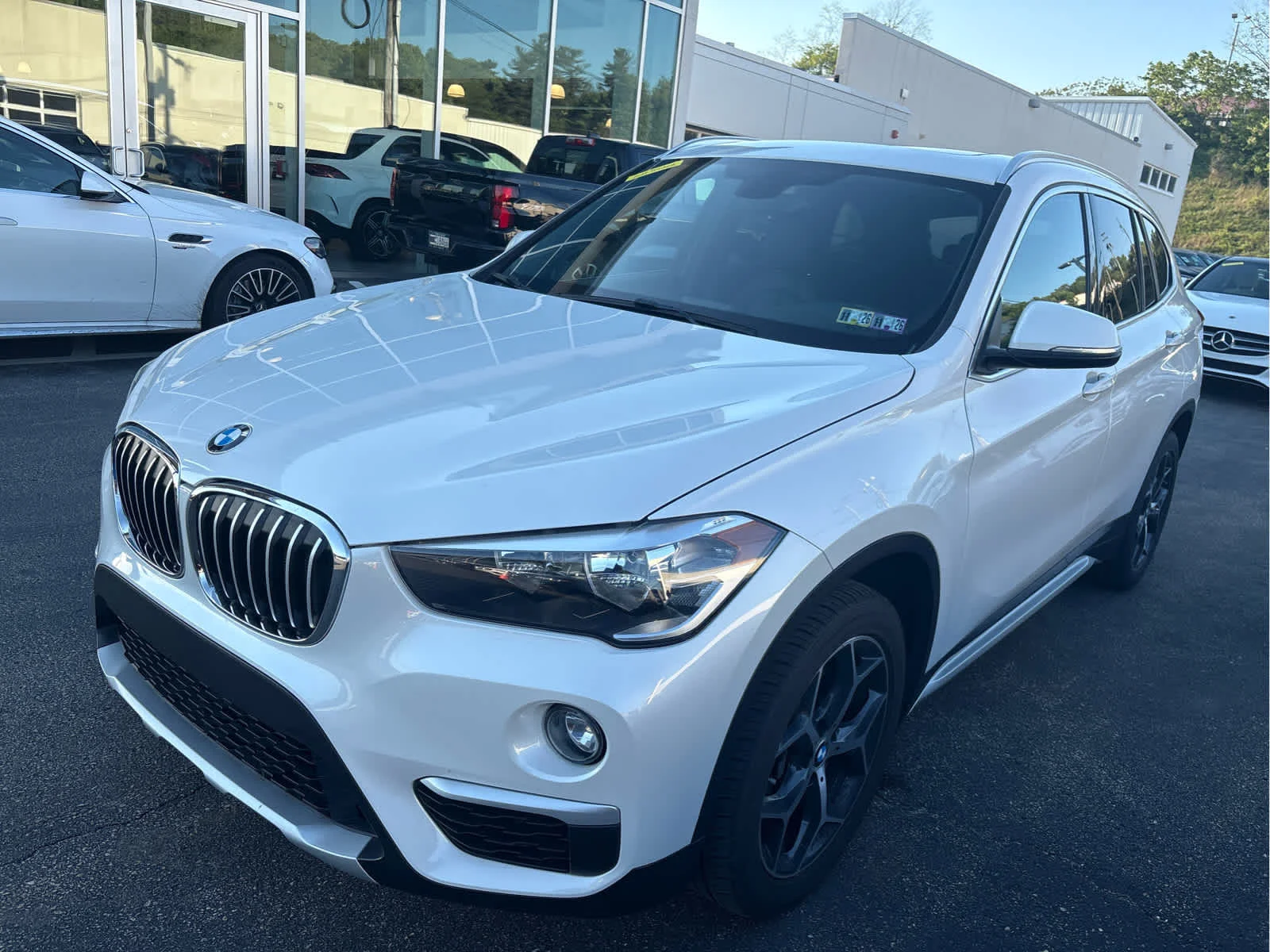 2018 BMW X1 xDrive28i's photo
