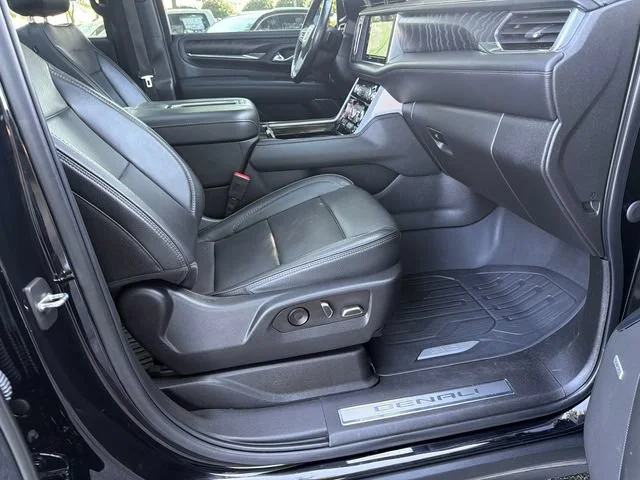 Used 2022 ONYX BLACK GMC Denali image 13