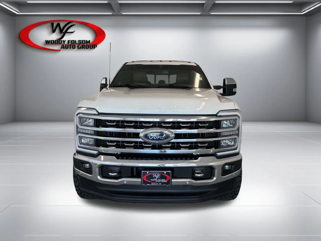 Used 2023 White Ford Lariat image 2