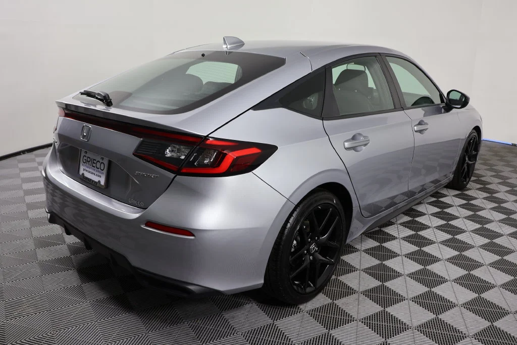 Certified Used 2025 Solar Silver Metallic Honda Sport image 8